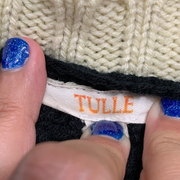 Tulle Long Sleeve 5 Button Cardigan - Picture 3 of 6